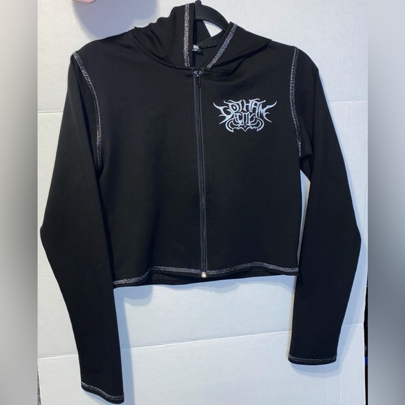 DOLLS KILL ✖️DC BATMAN GOTHIC CITY FULL ZIP HOODED JACKET - Picture 2 of 6